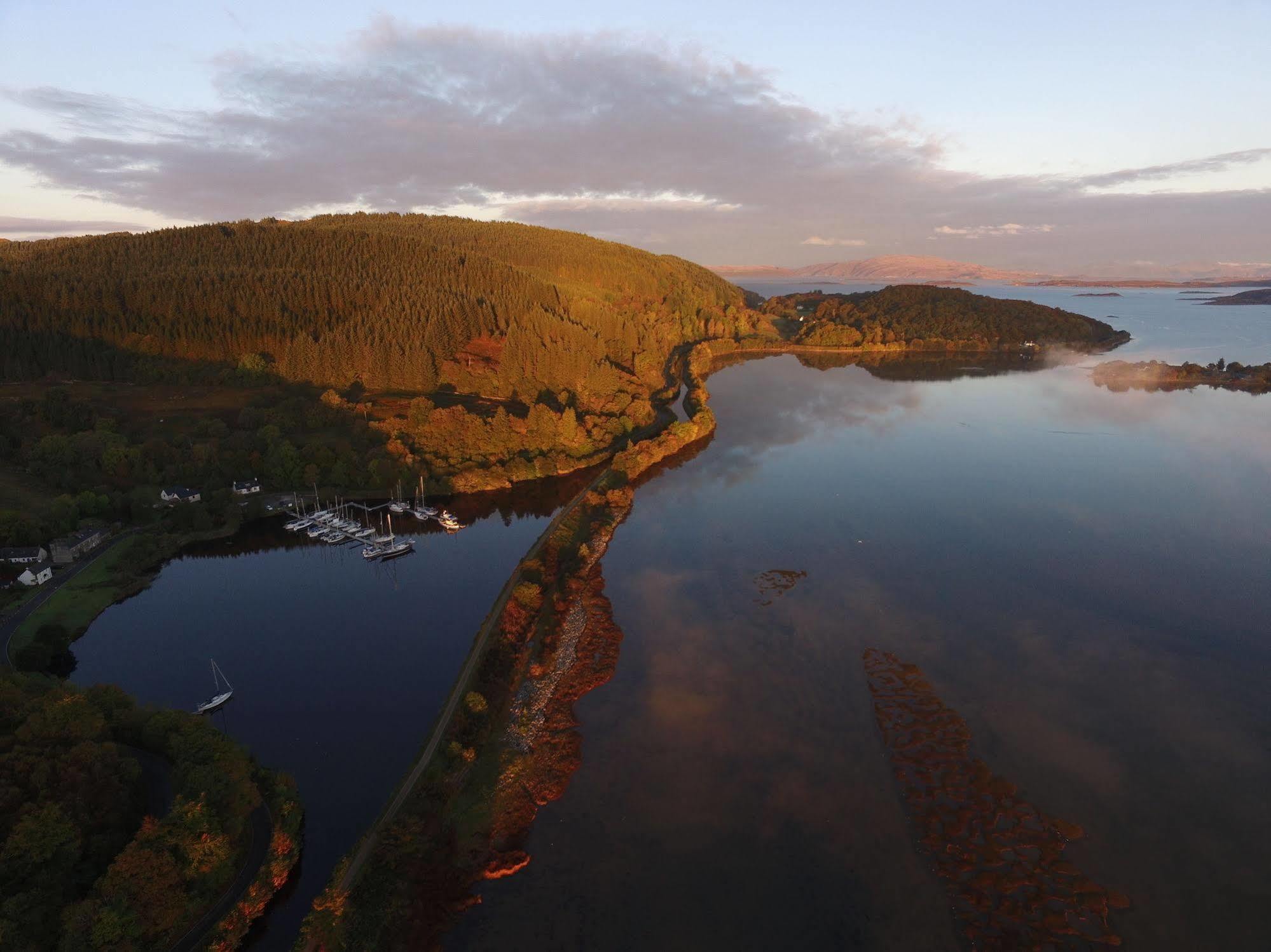 Crinan Hotel Exterior photo